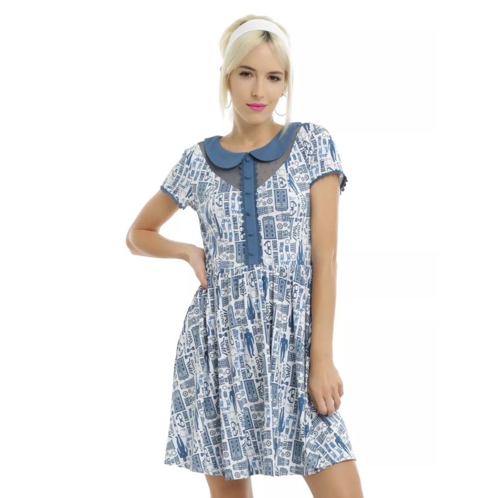 Hot Topic Dr. Who TARDIS Dress white blue Peter Pan collar fit and flare